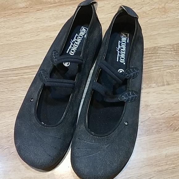 arcopedico mary jane shoes